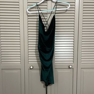 Lulu’s Emerald velvet cocktail dress